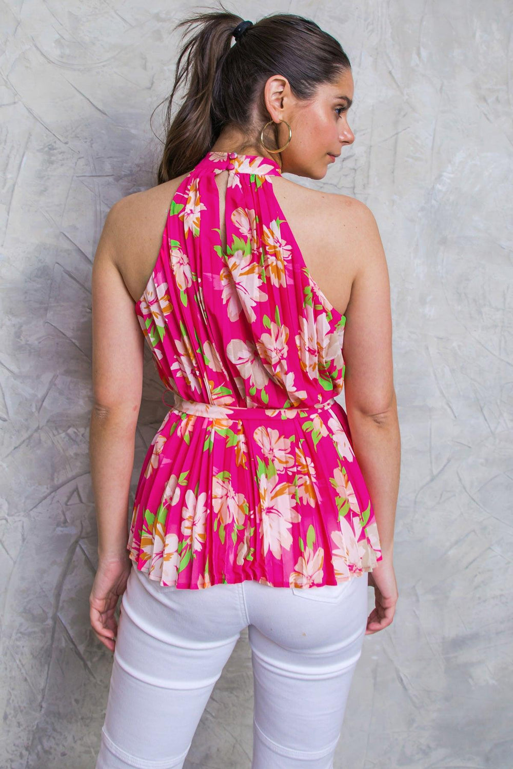 CLOSER TO YOU WOVEN TOP.