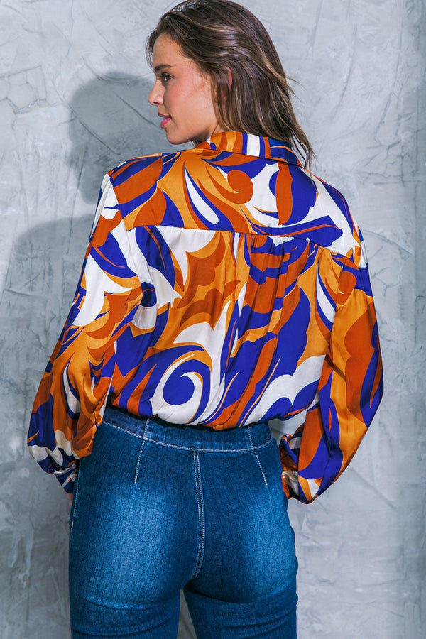 COME AROUND TO YOU WOVEN TOP.