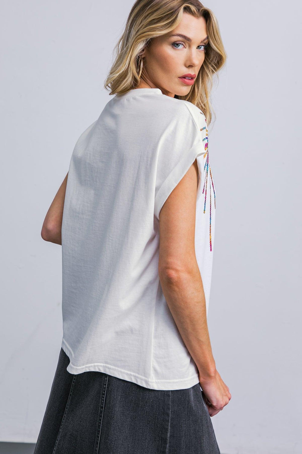 TALK ABOUT BEAUTY KNIT TOP.