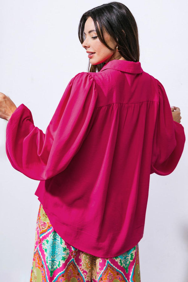 COMFORTABLE CHARM WOVEN TOP.