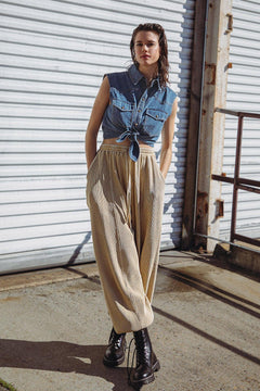 A CHILL MOMENT JOGGER PANTS.