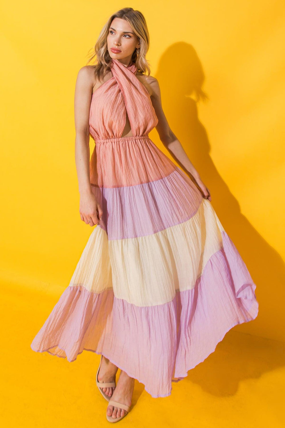 TOTALLY CHARMING WOVEN MIDI DRESS.
