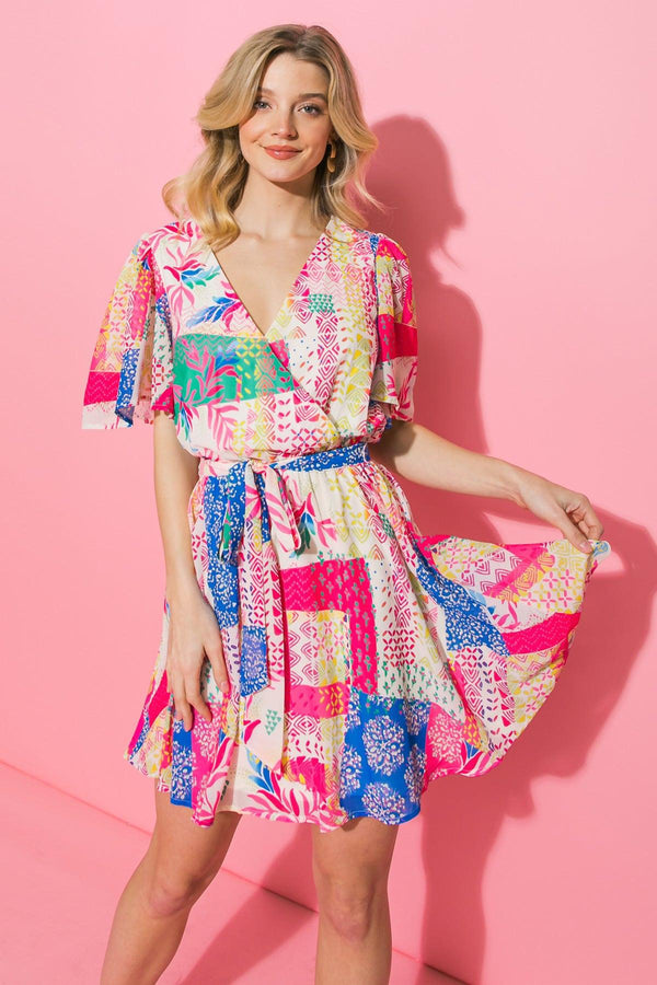 MAKING MOVES WOVEN MINI DRESS.