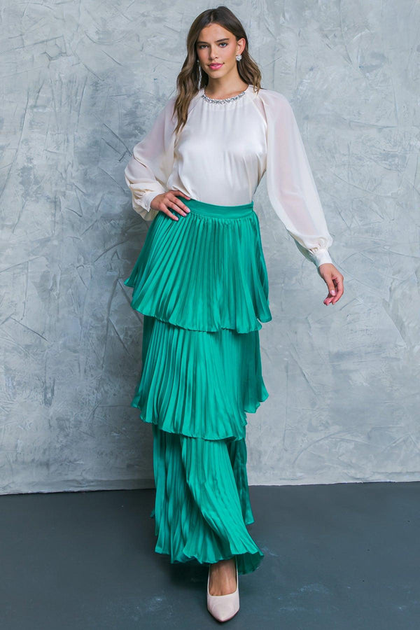 IN LOVE WITH ME WOVEN SKIRT.
