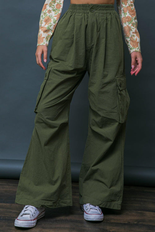 INCREDIBLE MOMENTS WOVEN CARGO PANTS.
