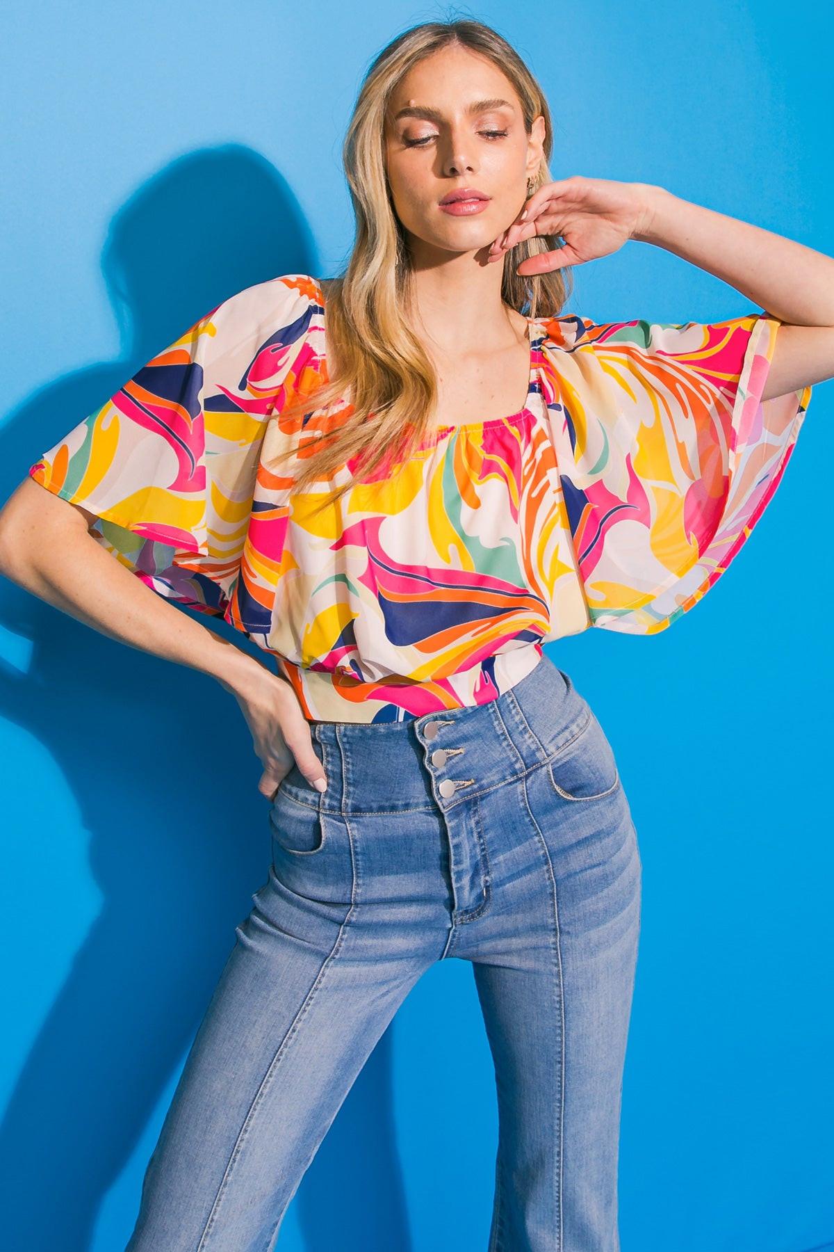 AN APPLE A DAY PRINT WOVEN TOP.