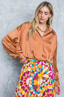 GRACEFUL MOVEMENTS WOVEN TOP.