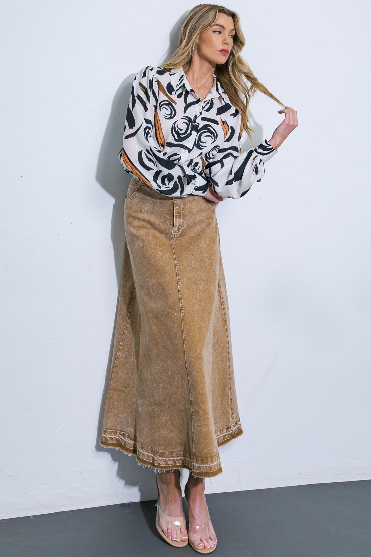 MAIN EVENT WOVEN TOP.