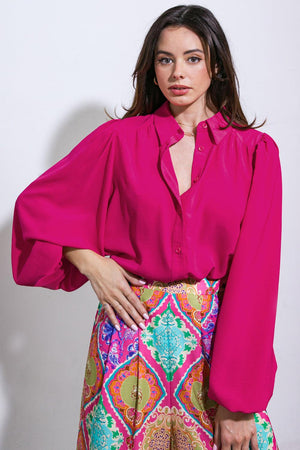 COMFORTABLE CHARM WOVEN TOP.