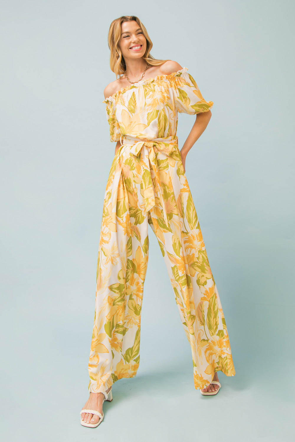 LOVE YOU A BRUNCH WOVEN TOP
