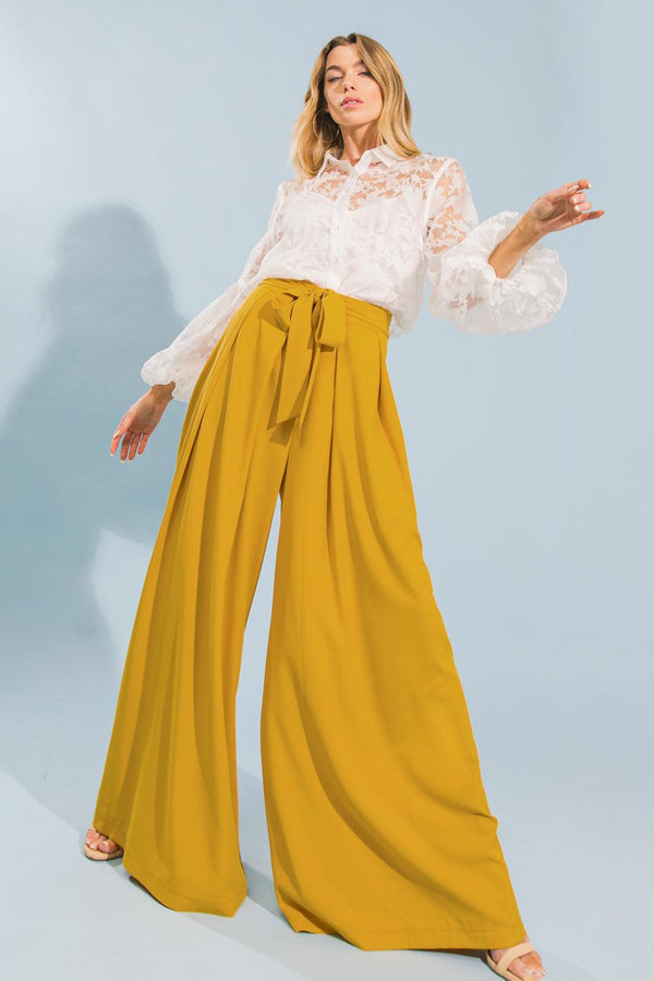 LOVE AND BEYOND WOVEN PANTS.