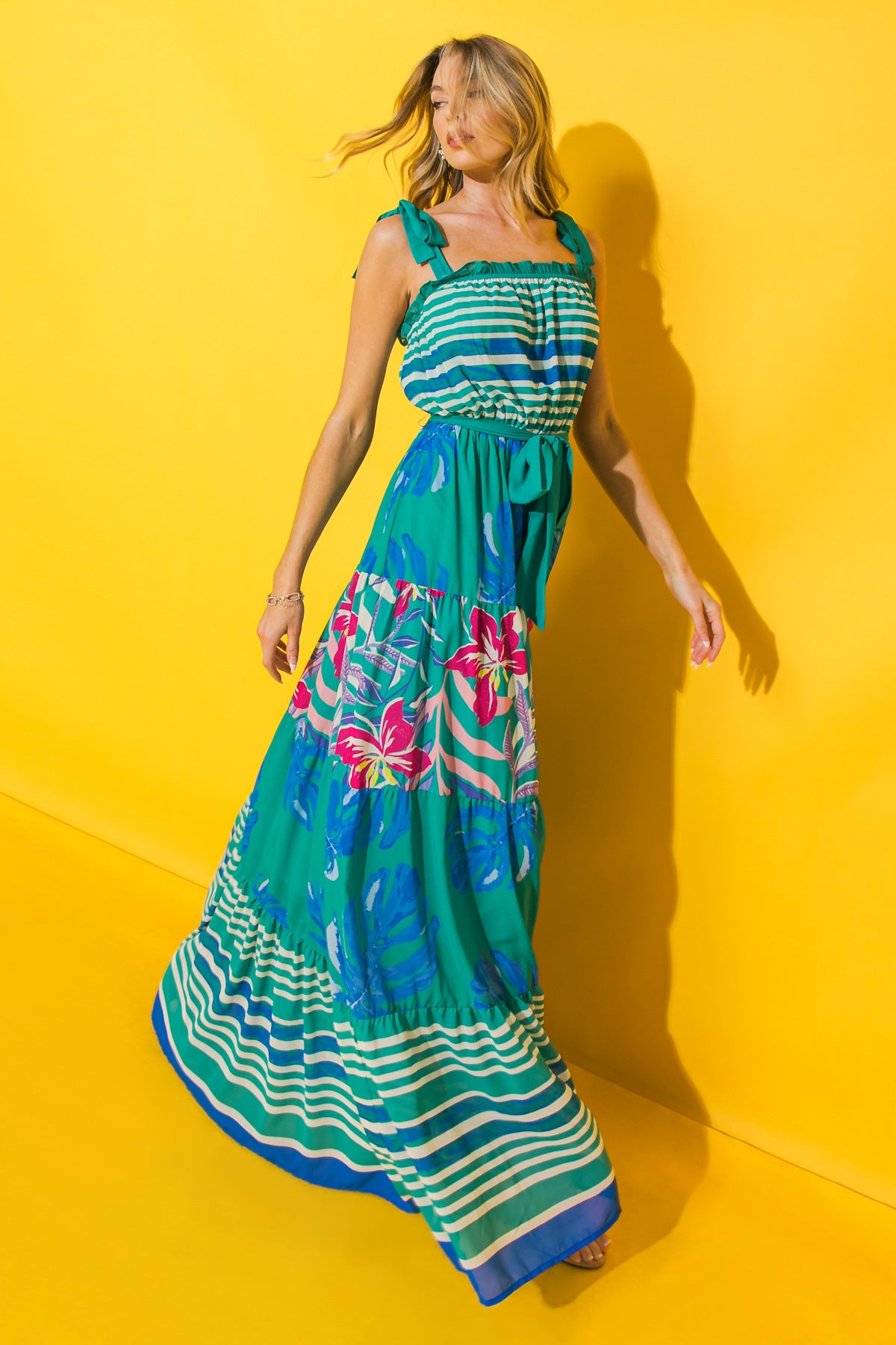 NIGHT HIGH TEA WOVEN MAXI DRESS