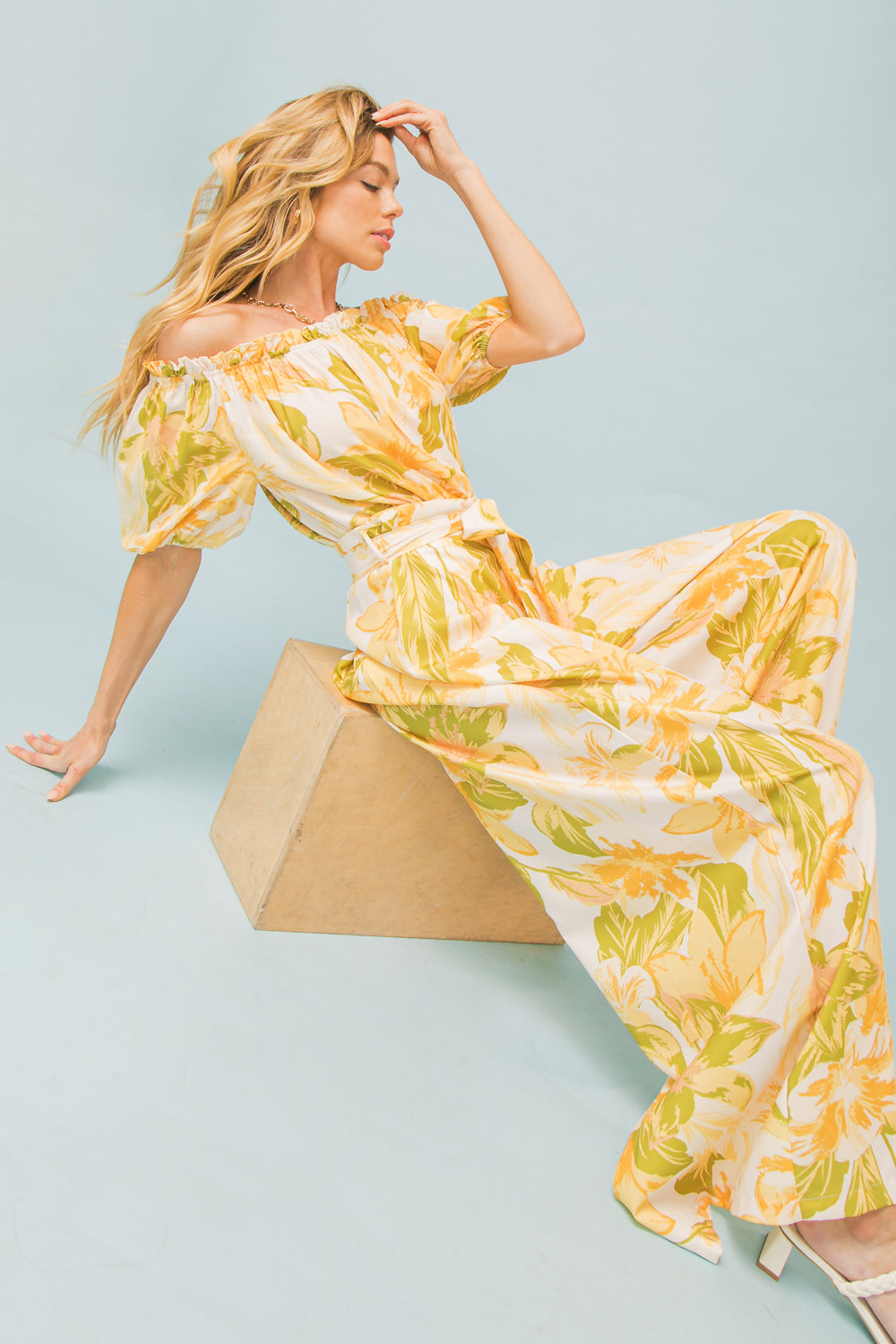 LOVE YOU A BRUNCH WOVEN TOP