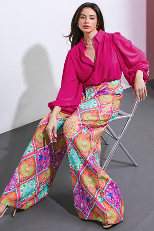 COMFORTABLE CHARM WOVEN TOP.