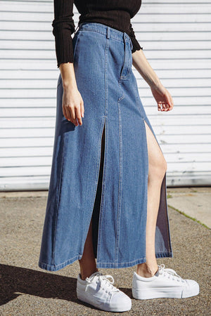 SWEET TALKING DENIM MIDI SKIRT.