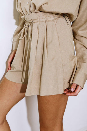 BETTER TO BE SWEET WOVEN SHORTS.