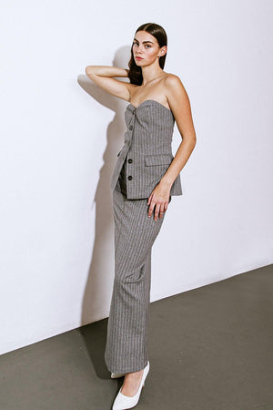 GET TO THE POINT WOVEN TOP.