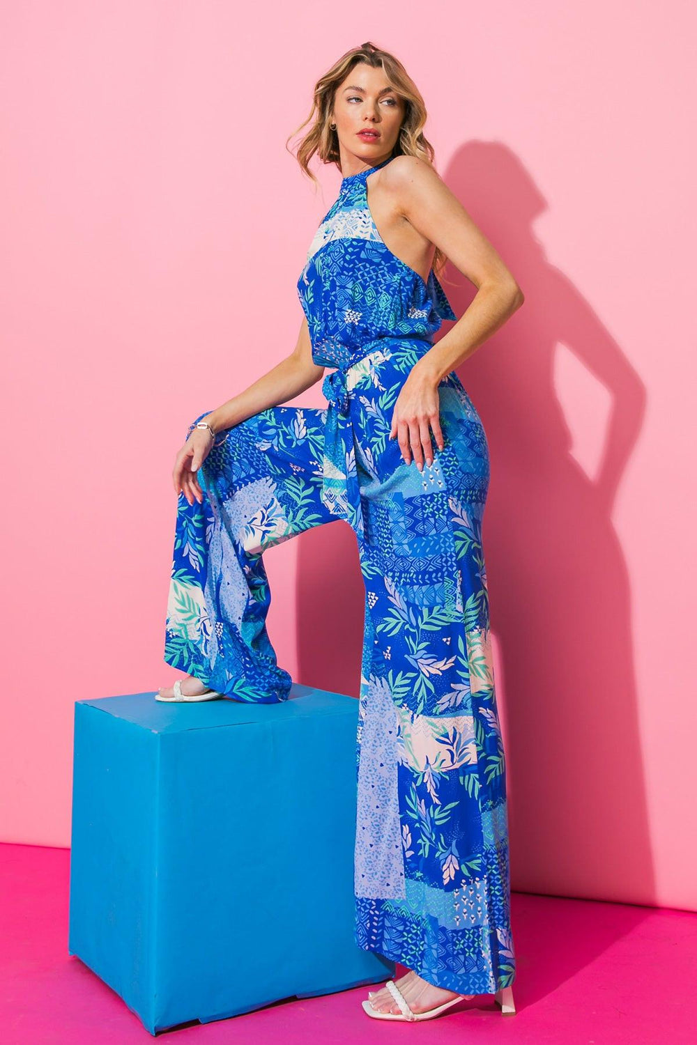 KISS ME MORE WOVEN JUMPSUIT.
