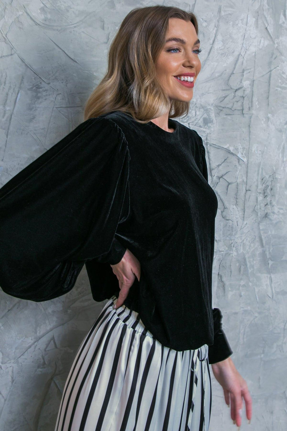 IT'S YOUR TIME VELVET TOP.