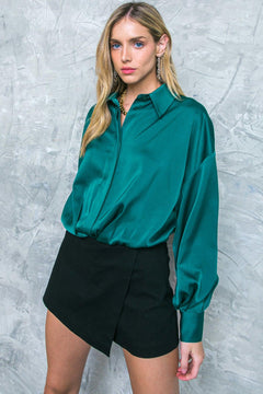 GRACEFUL MOVEMENTS WOVEN TOP.