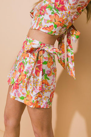 ALL OF MY LOVE WOVEN TOP AND SKORT SET.