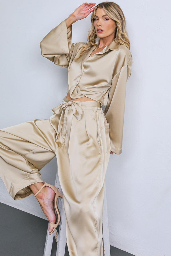 POWERFUL CHARM WOVEN SATIN TOP.